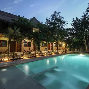aldea-xaan-ha-tulum.quintano-roohotels.com/